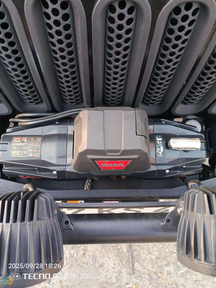 Jeep Wrangler - image 3