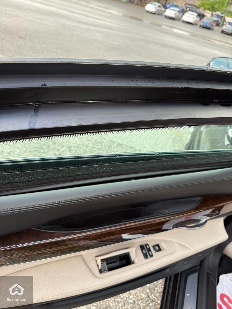 վաճառվում է զրահապատ B7 - image 14