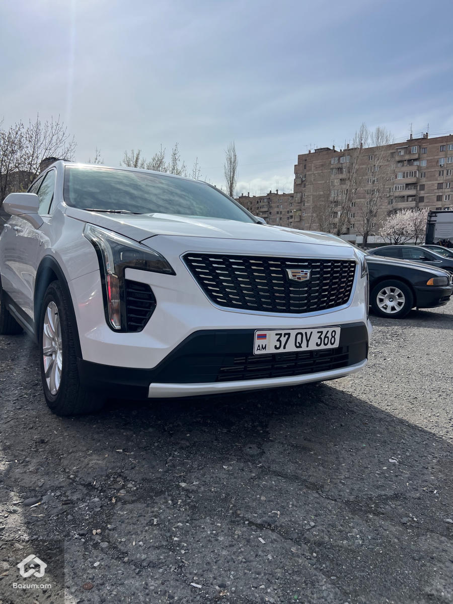 CADILLAC xt4  - image 17