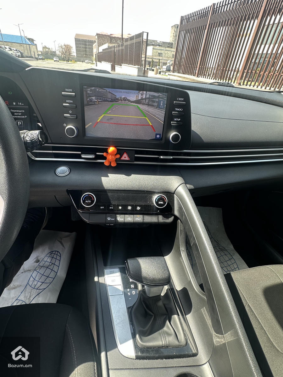 HYUNDAI ELANTRA 2022-21 - image 16