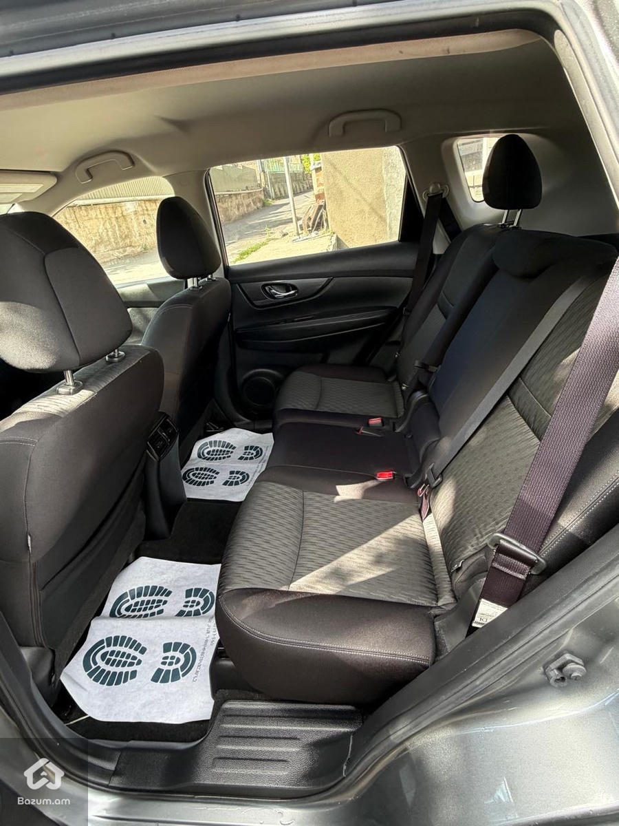 NISSAN ROGUE 4x4 - image 3