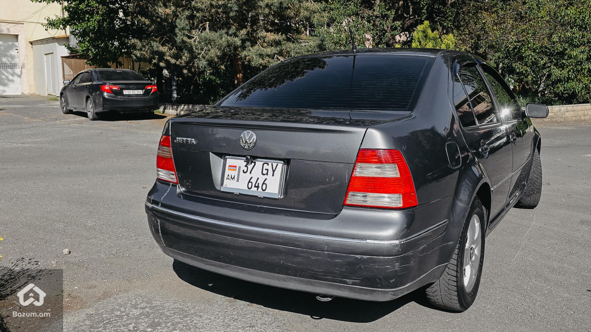 Volkswagen  - image 4