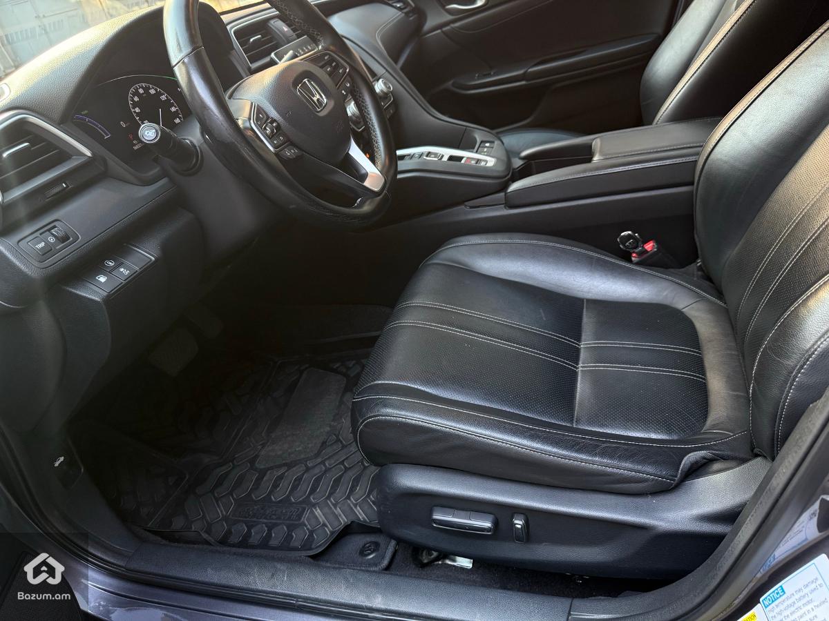 Honda Insight - image 3