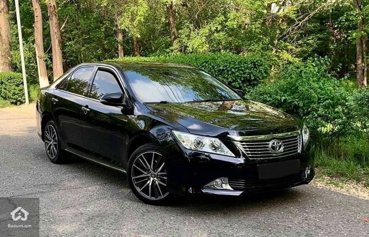 Toyota Camry 2014