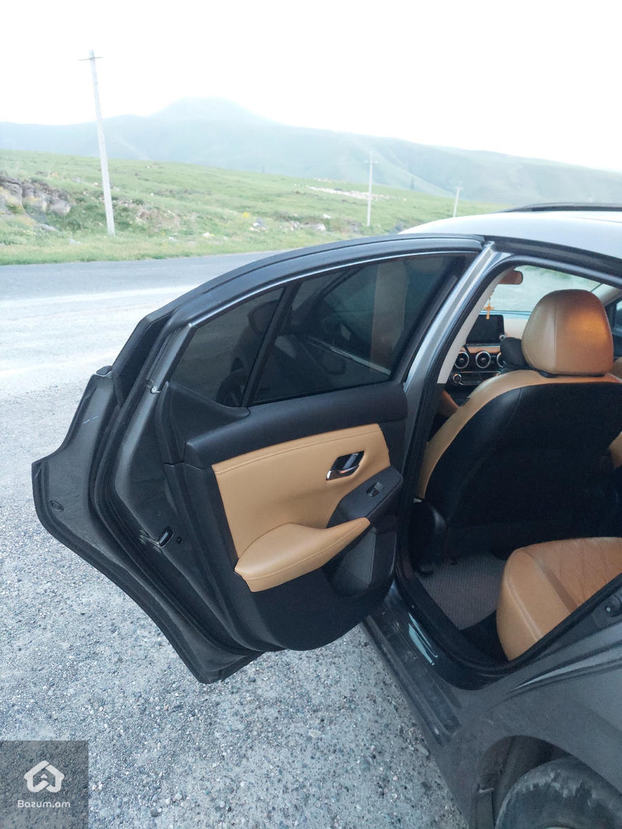Nissan - image 20