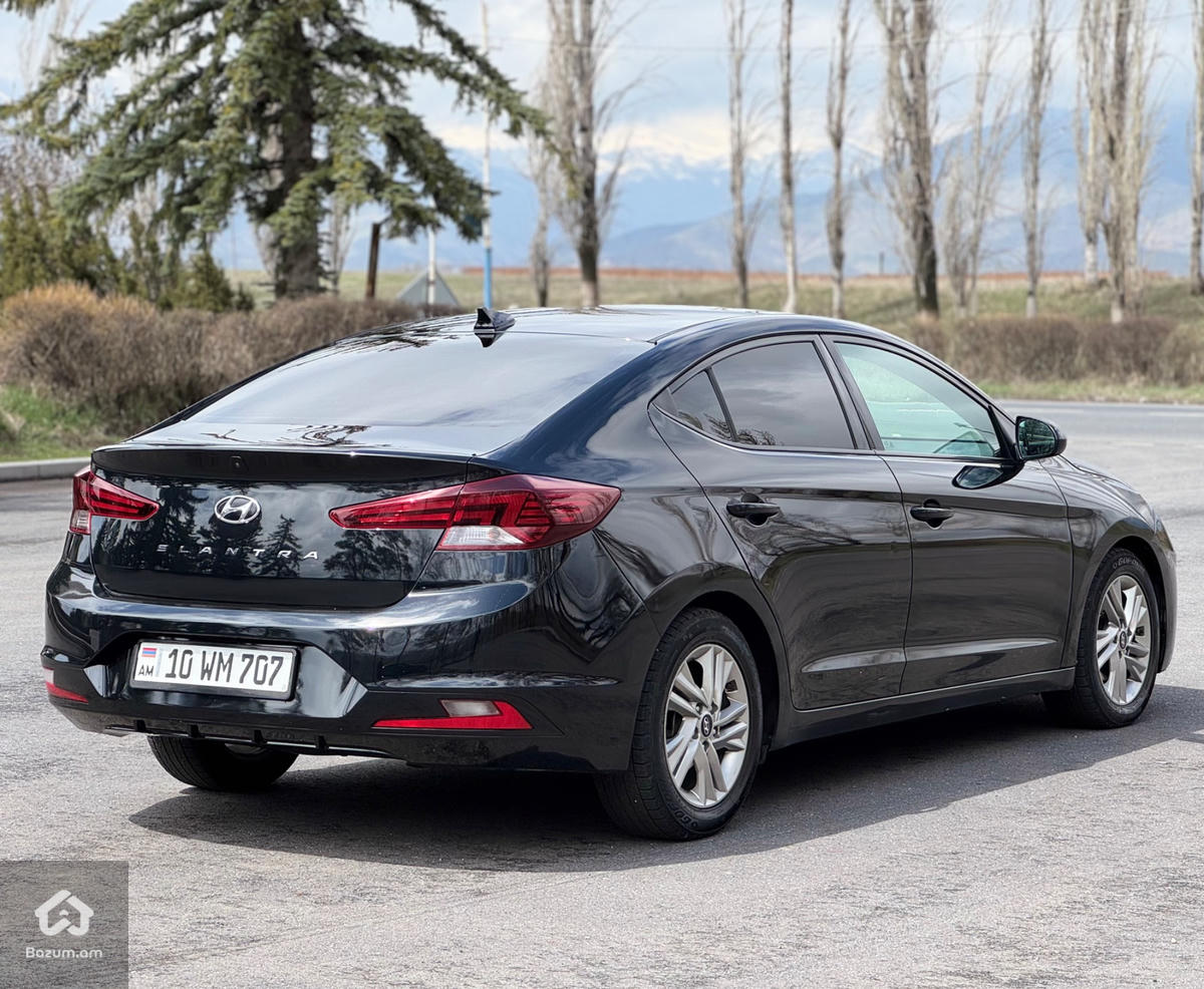 Hyundai elantra 2019 - image 4