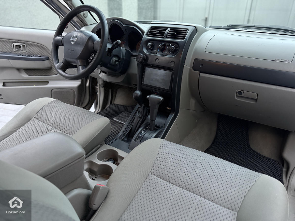 nissan - image 8