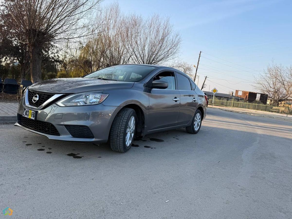 Nissan Sentra - image 2