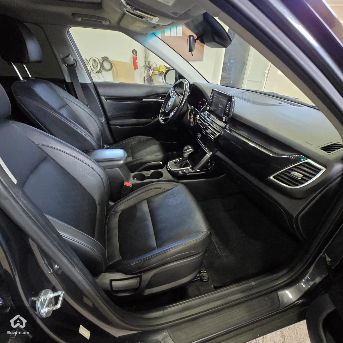 KIA SELTOS EX FULL 4X4 - image 7