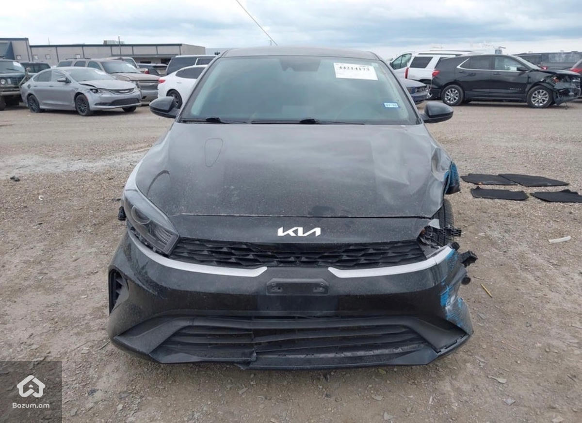 Kia Forte LXS 2022 - image 9