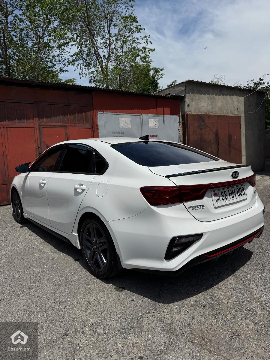 Kia forte GT line - image 4