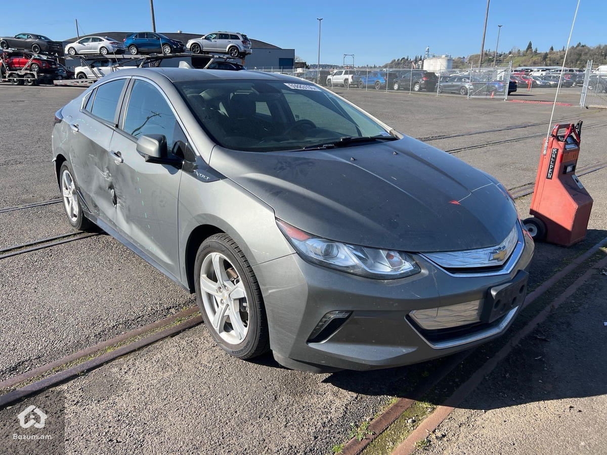 Chevrolet Volt 2 - image 2