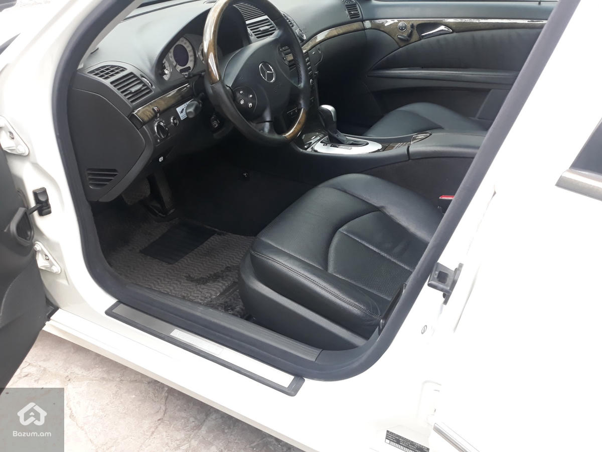 Mercedes W211 - image 18