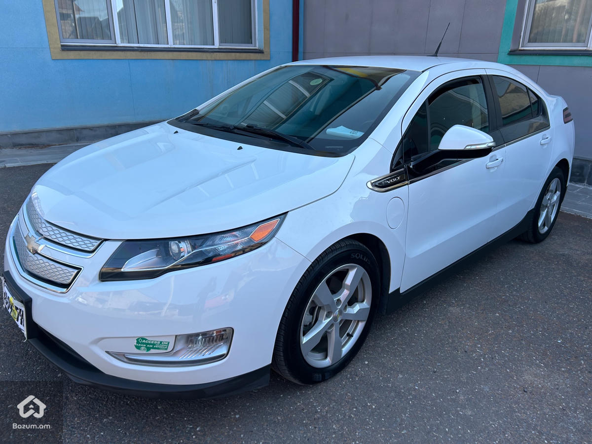 Chevrolet  - image 2