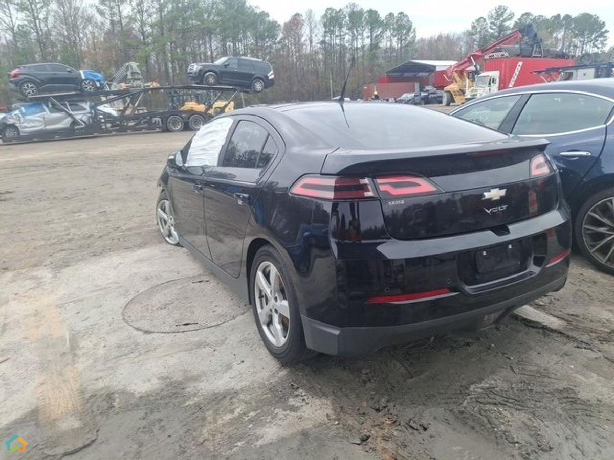 Chevrolet Volt - image 7