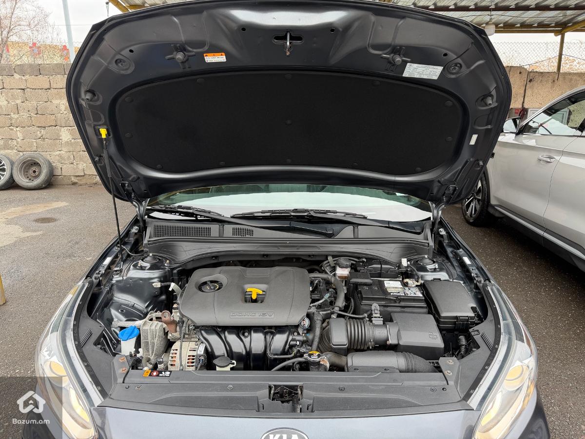 KIA FORTE GT-LINE  - image 19