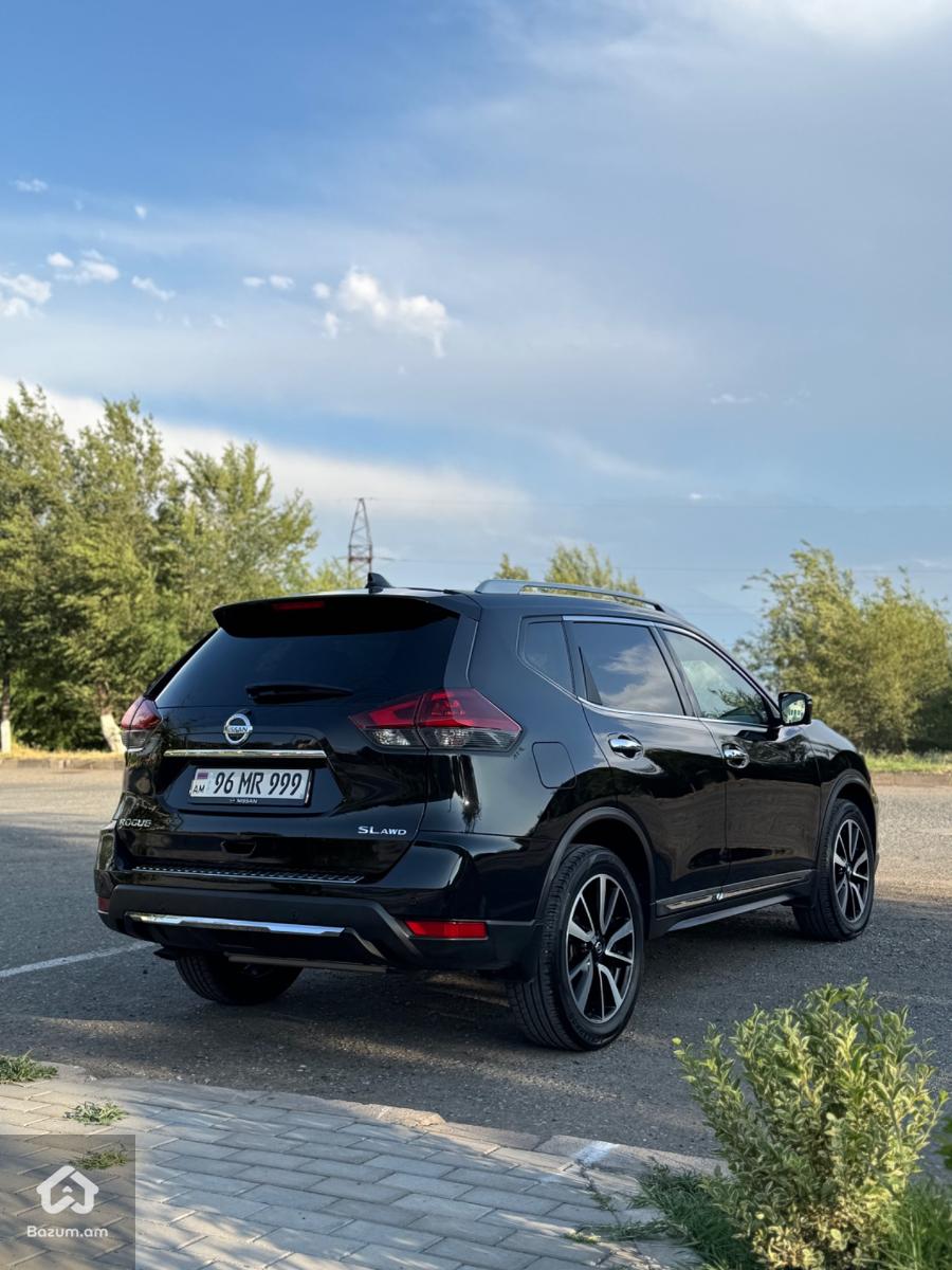 Nissan Rogue SL AWD - image 6