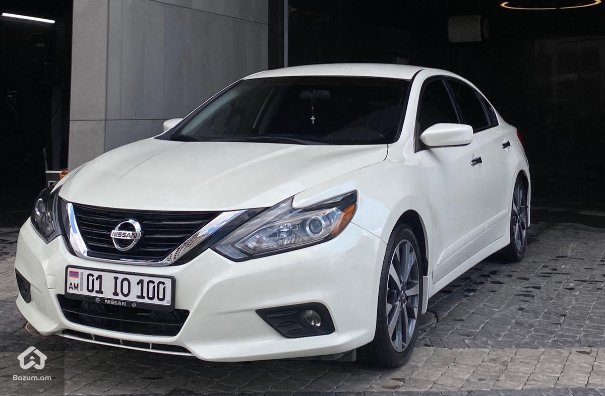 Nissan Altima SR - image 3