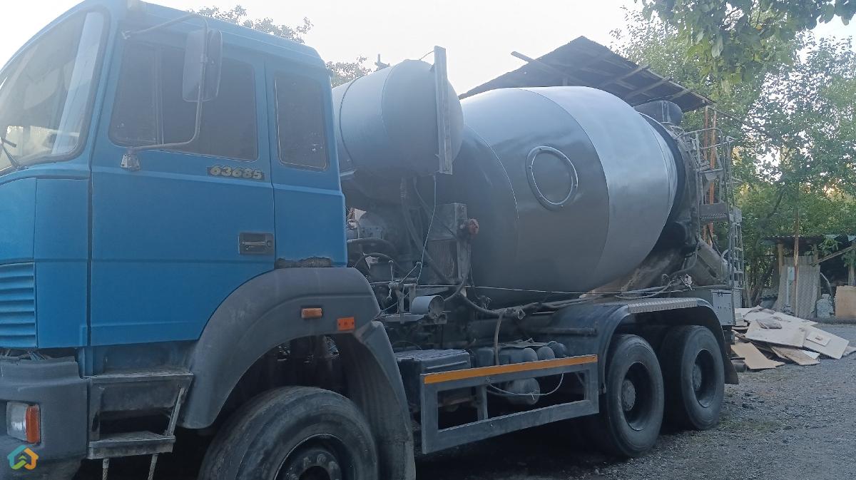 Avtobetonaxarnich Ural mikser - image 3