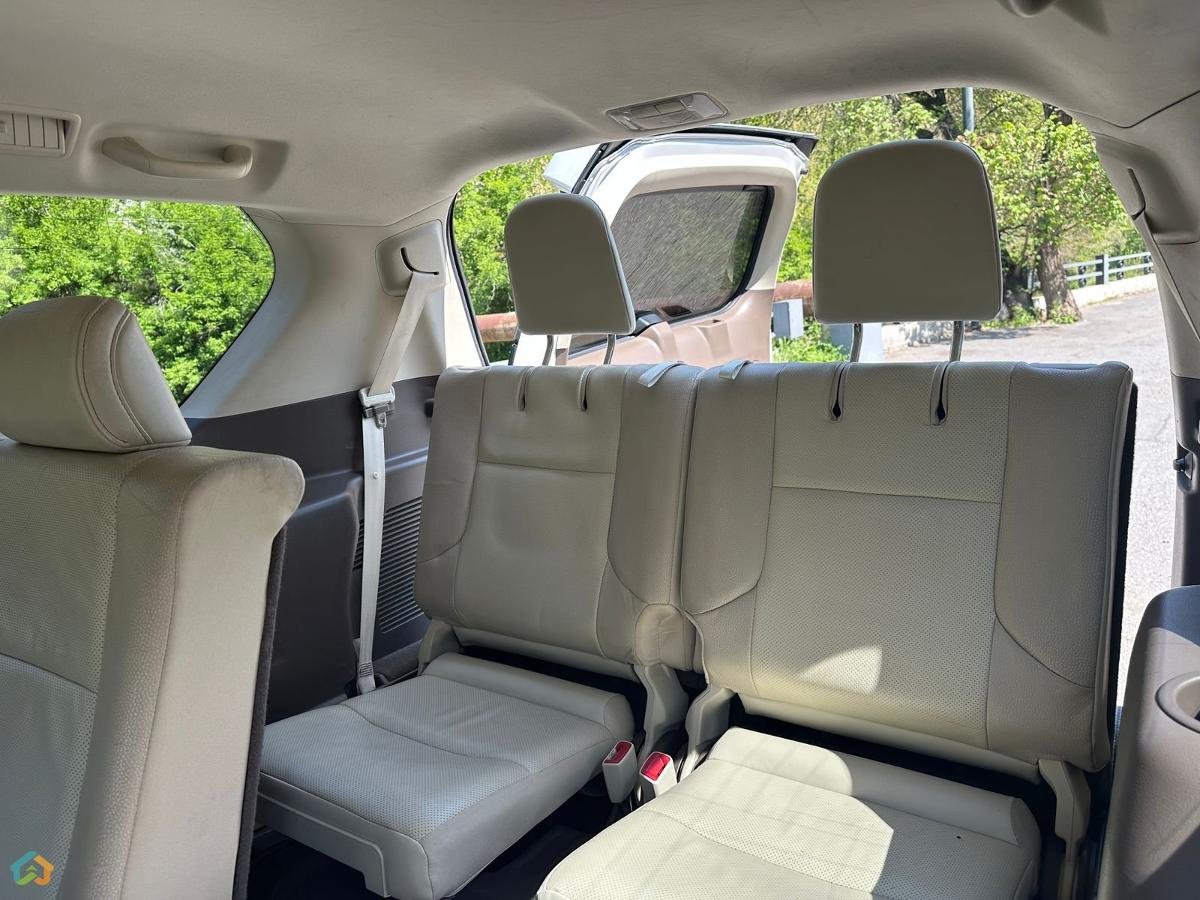 Lexus GX460 2016 - image 13