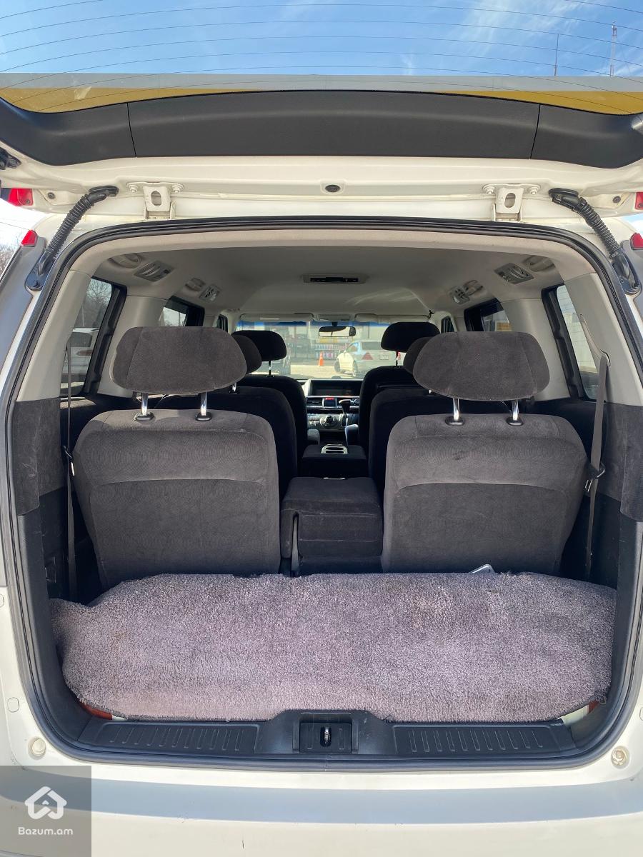 Honda Elysion  - image 12