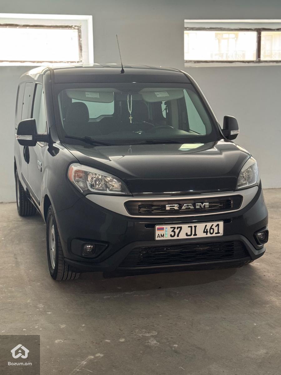 Ram Promaster City - image 12