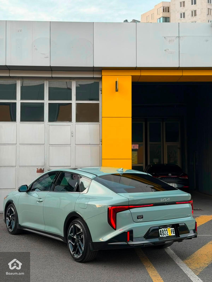 Kia K4 - image 15