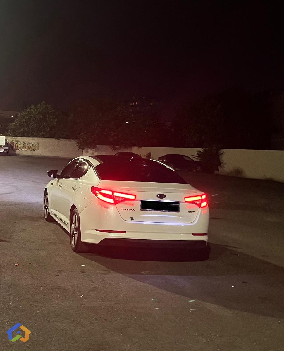 KIA OPTIMA HYBRID - image 17