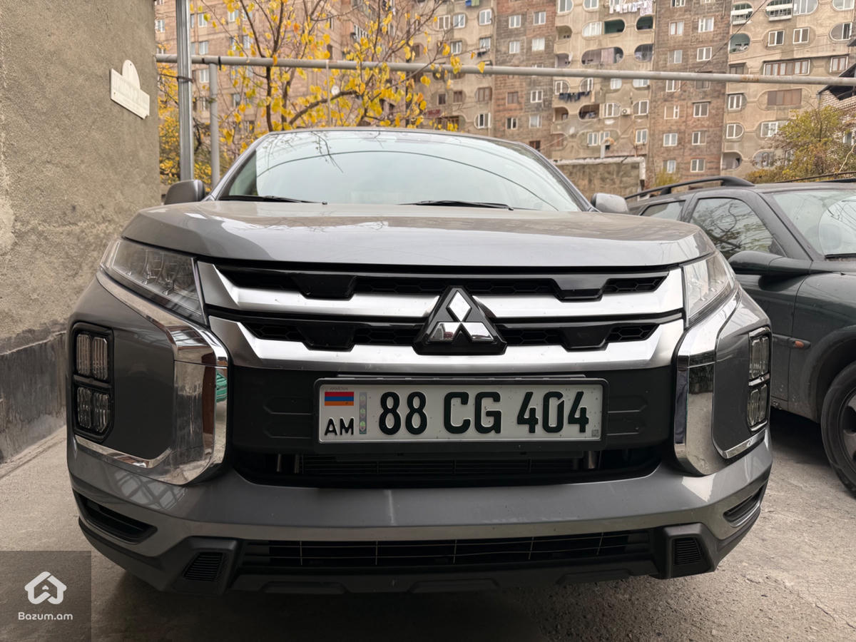 Mitsubishi outlander sport - image 6