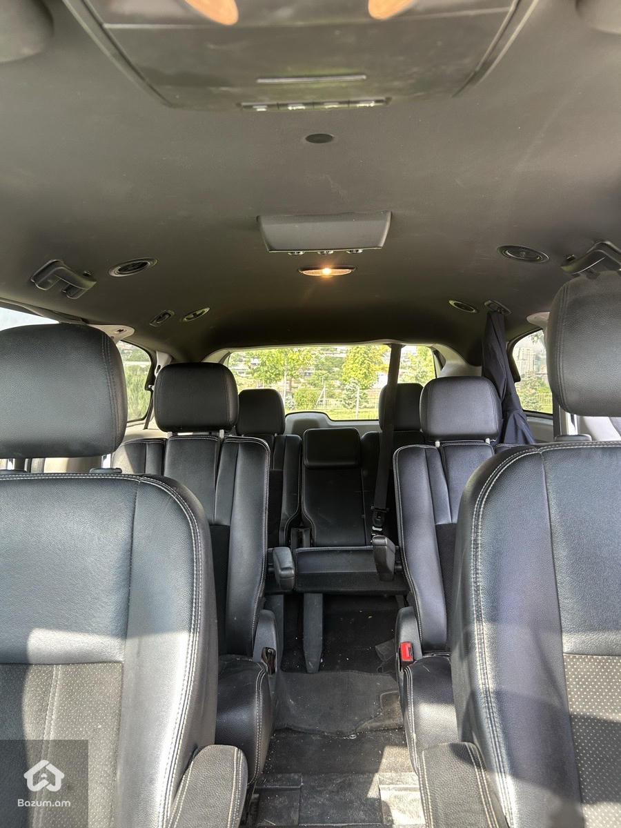Dodge grand caravan - image 8