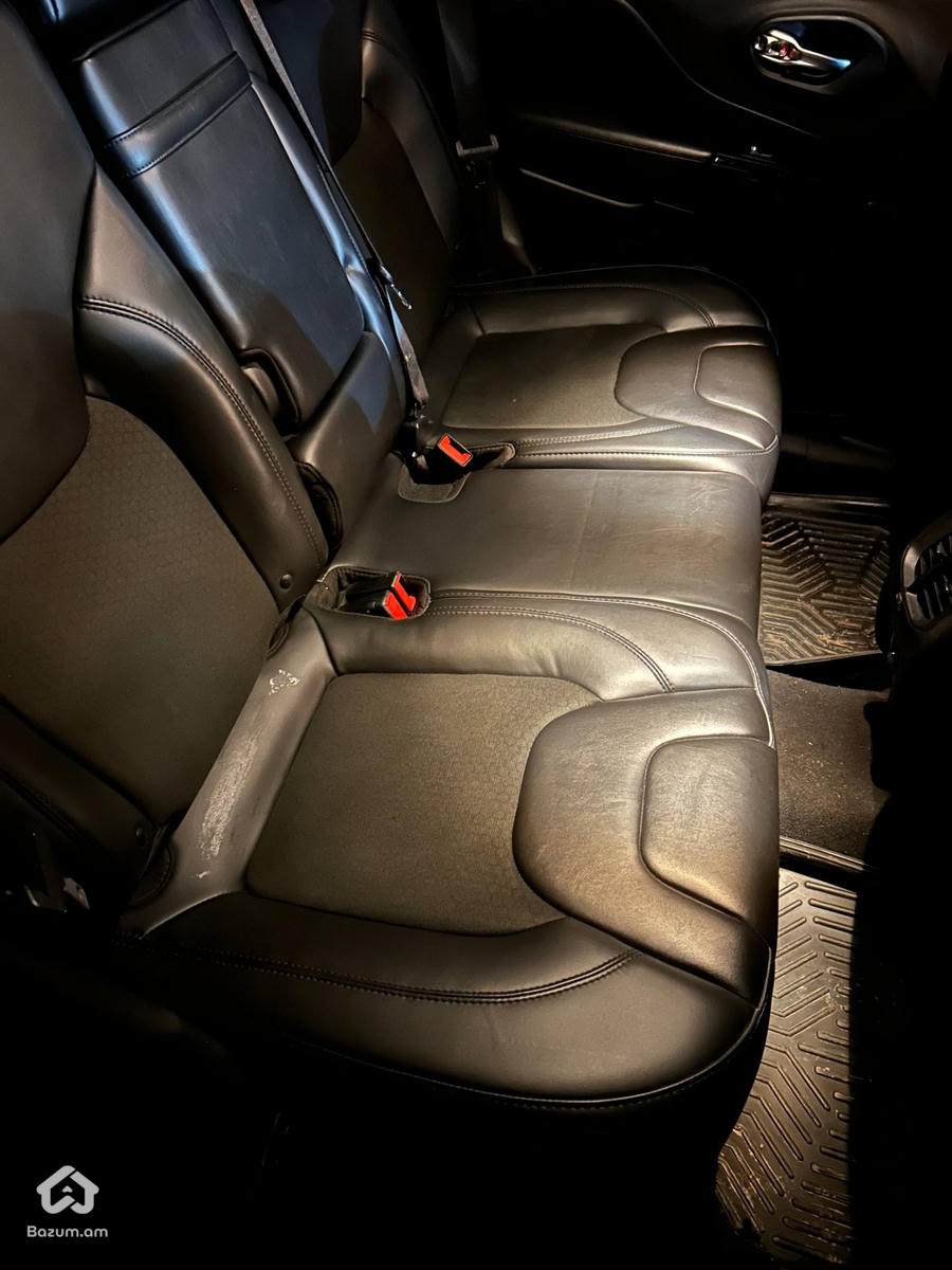 JEEP CHEROKEE 2019/2 2.4L - image 25