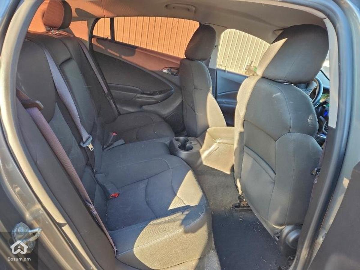 Վաճառվում է Չեվրոլետ Վոլտ 2 2017թ․ ճանապարհից - image 10