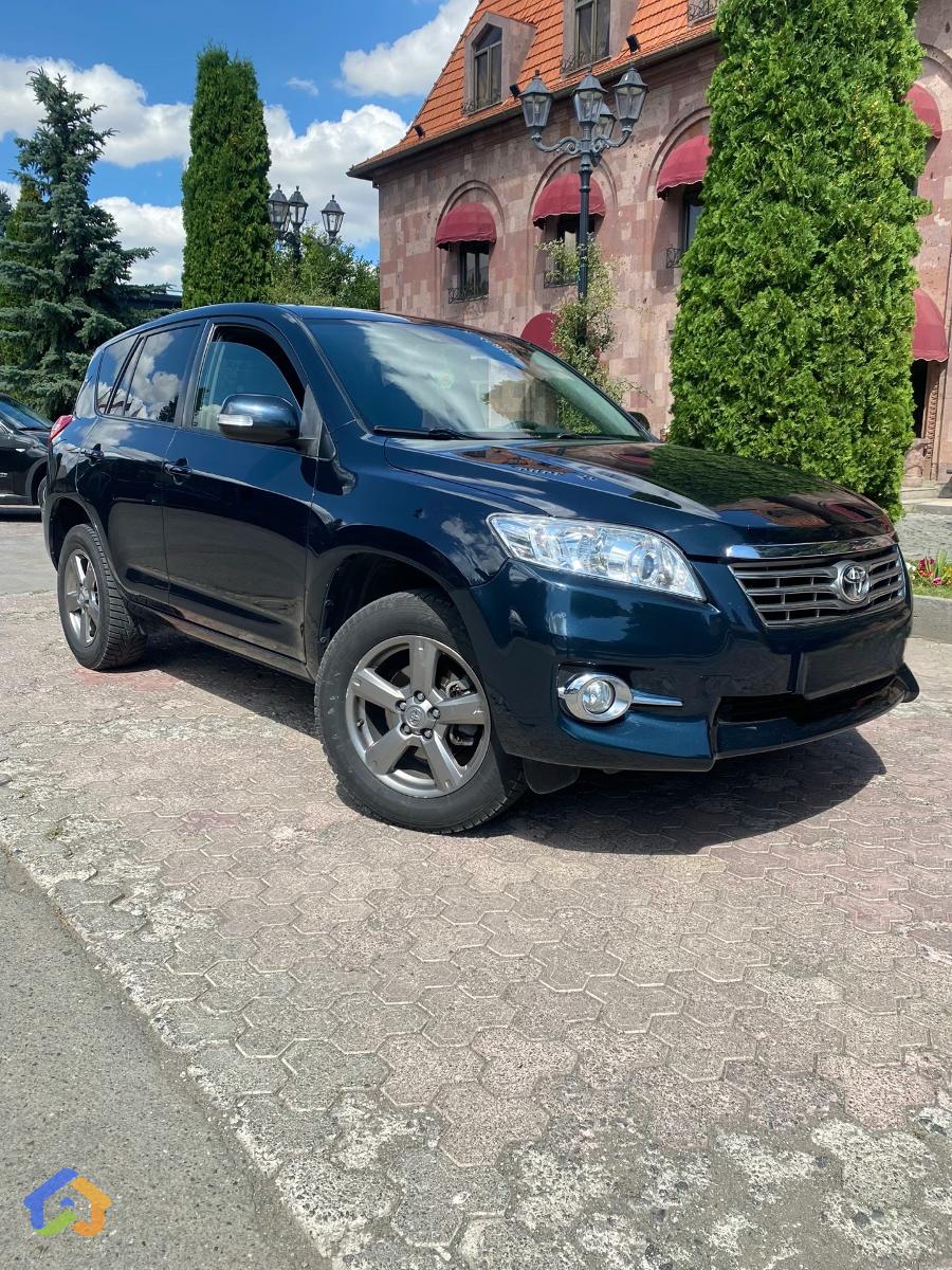 Toyota rav 4 - image 1