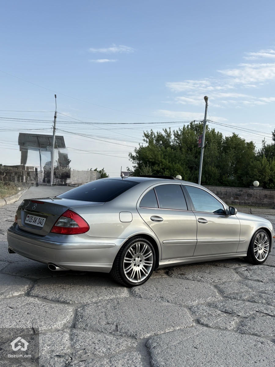 Mercedes e350 - image 3