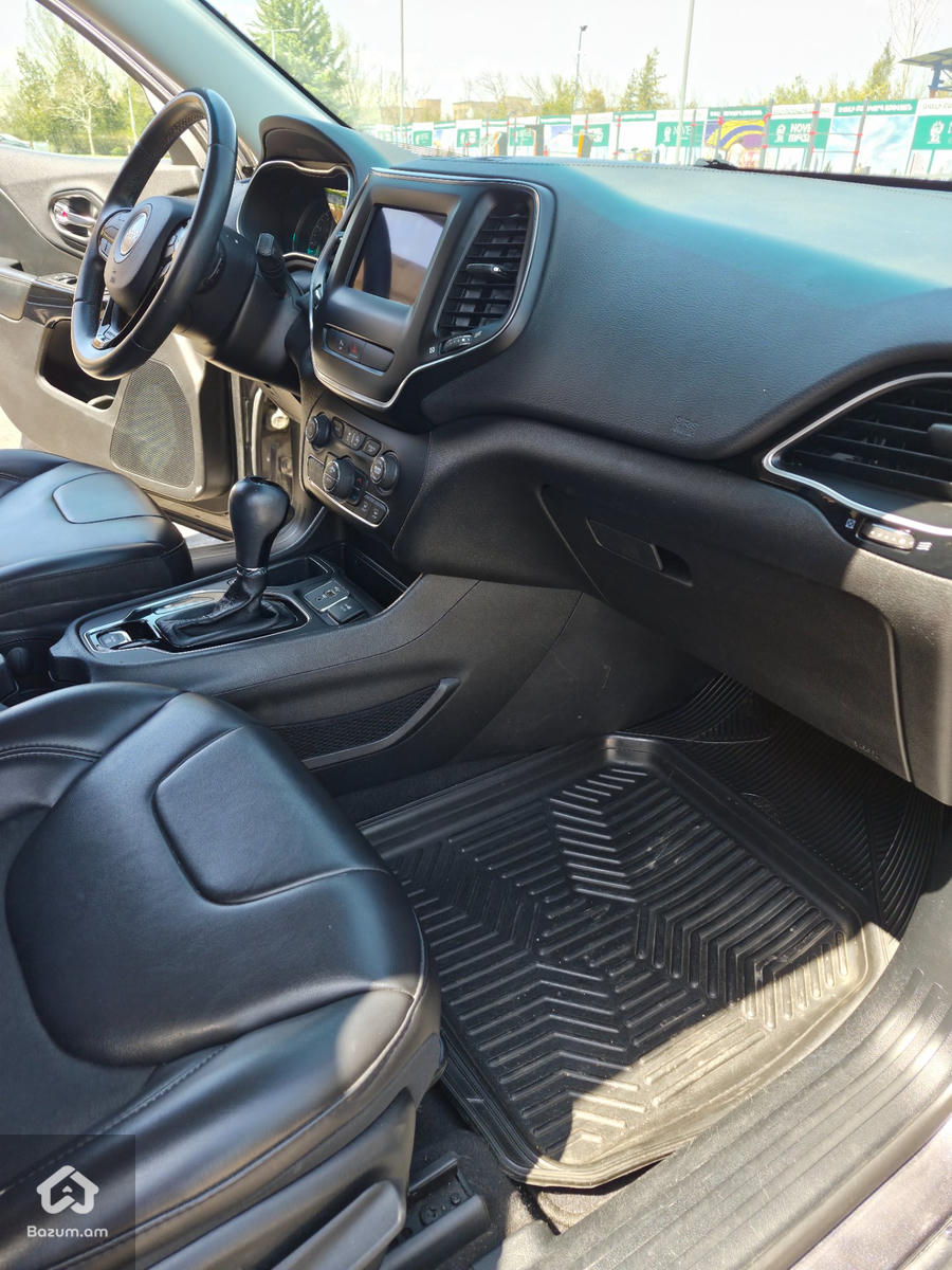 JEEP CHEROKEE 2019/2 2.4L - image 13