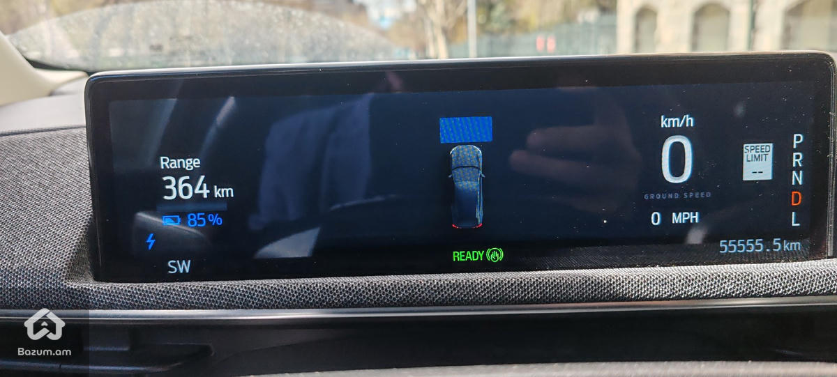 Ford Mustang Mach-E 4x - image 15