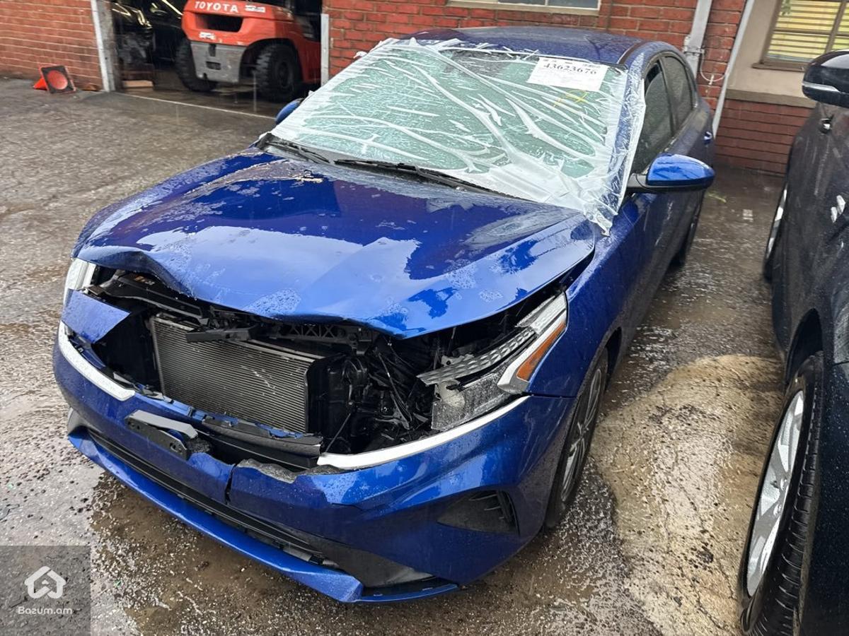 KIA FORTE 2022 - image 2