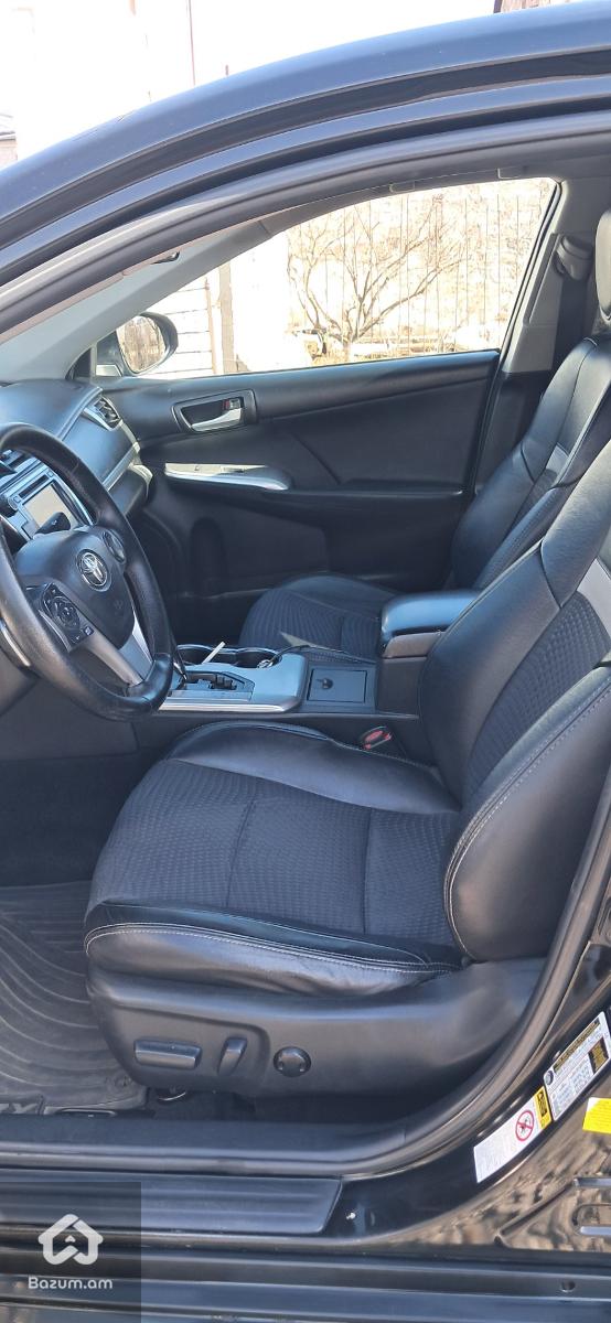 Վաճառվում էToyota Camry v50  - image 9