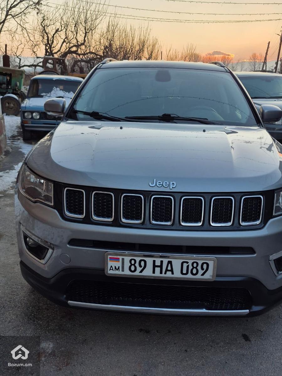 Jeep Compas - image 8