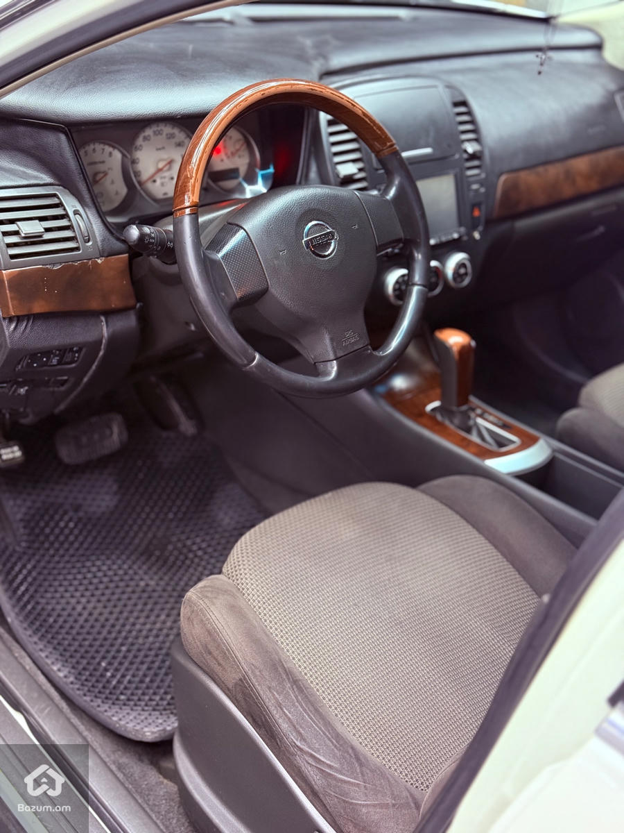 Nissan Bluebird Ձախ Ղեկ - image 8