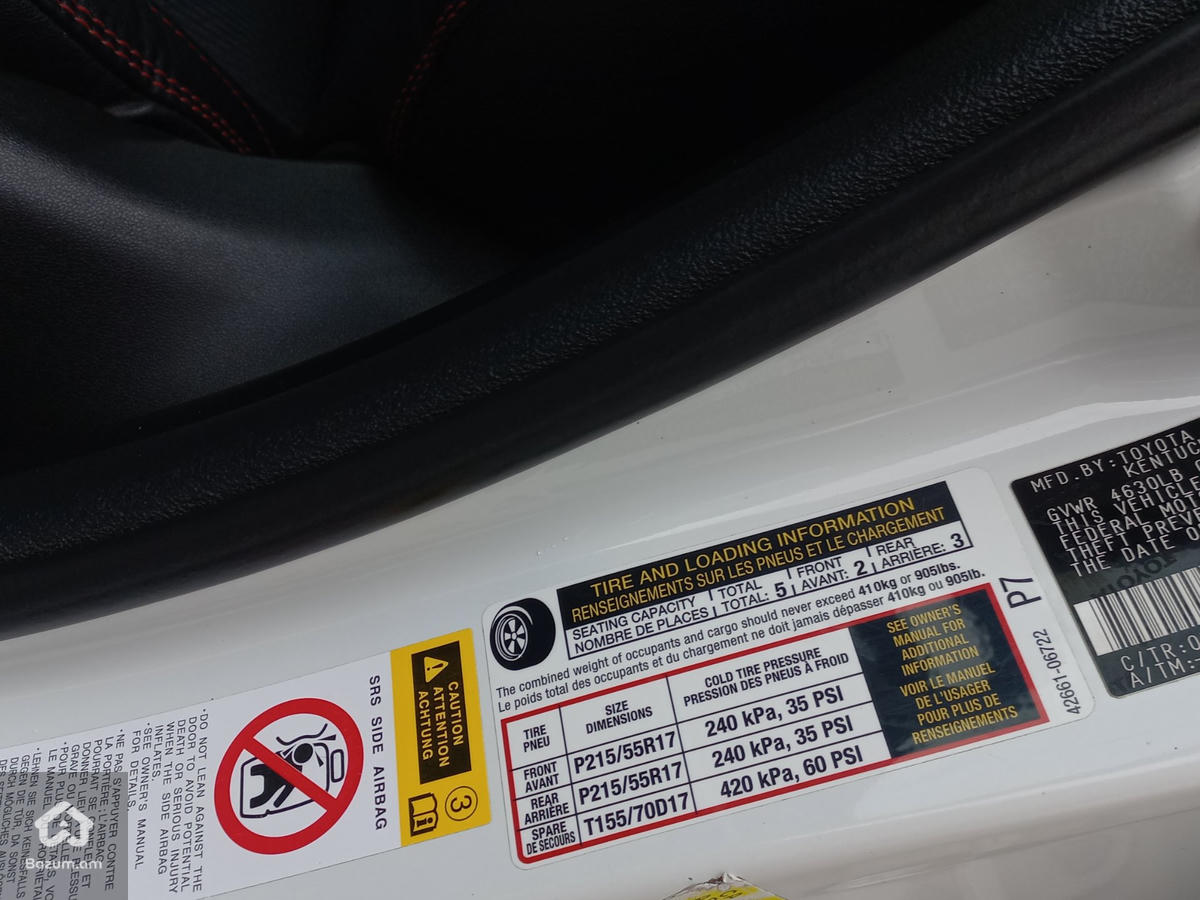 Toyota Camry - image 26