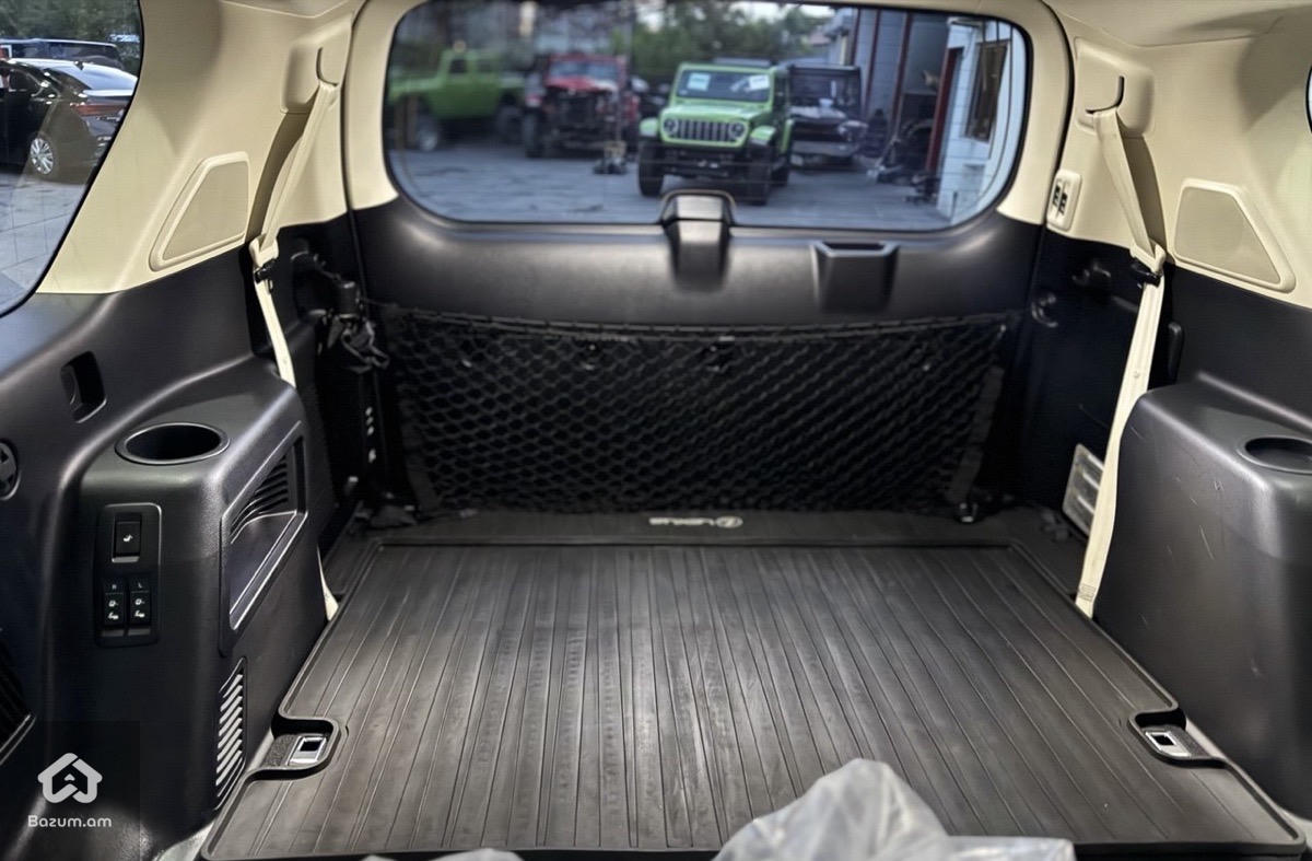 Lexus GX 460 Luxury - image 7