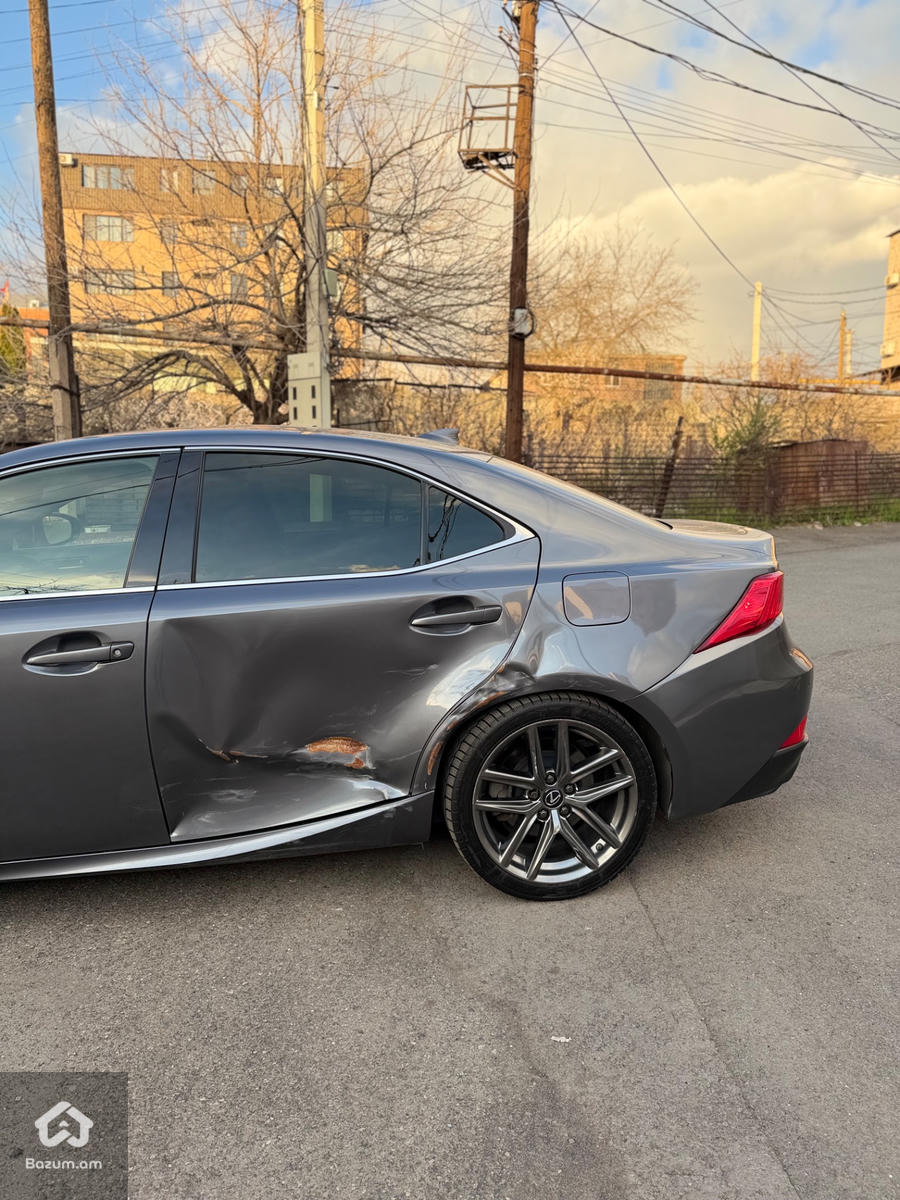 Lexus Is 300 F Sport  - image 5