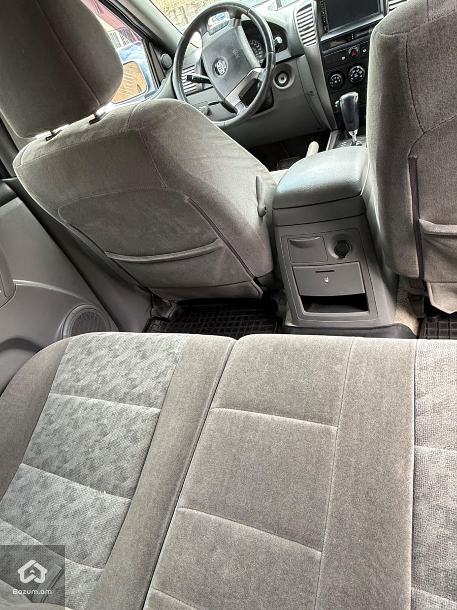 Kia Sorento - image 13