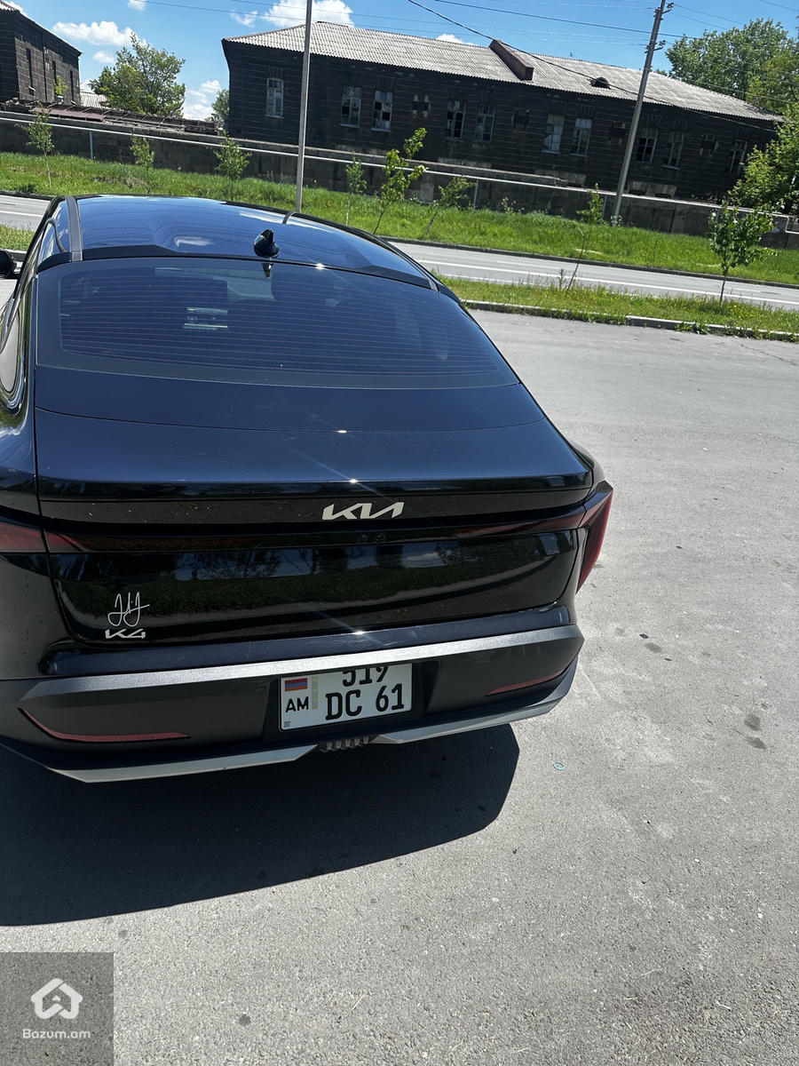 Kia k4 - image 2