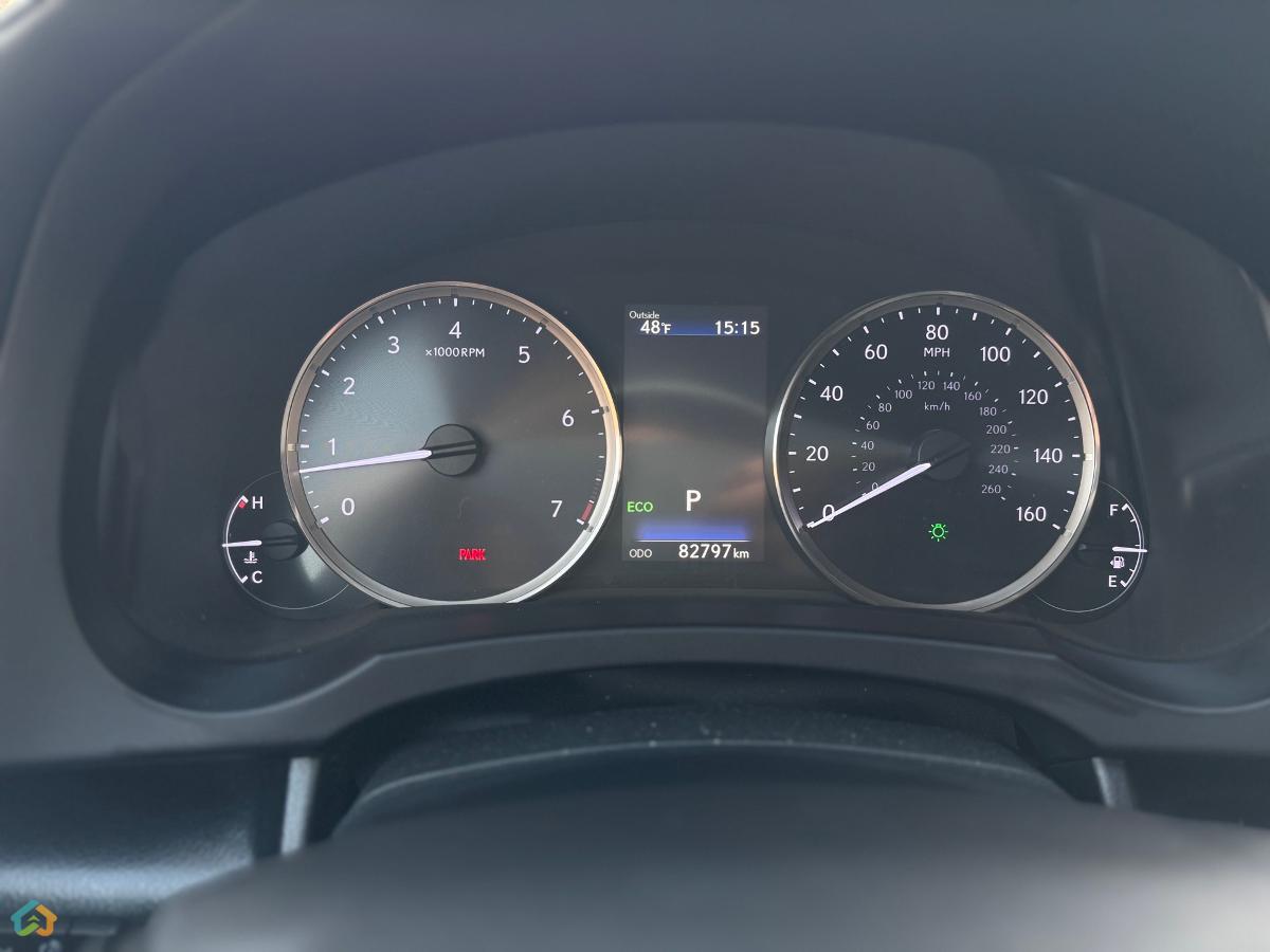 Lexus is 300 3.5 AWD - image 14