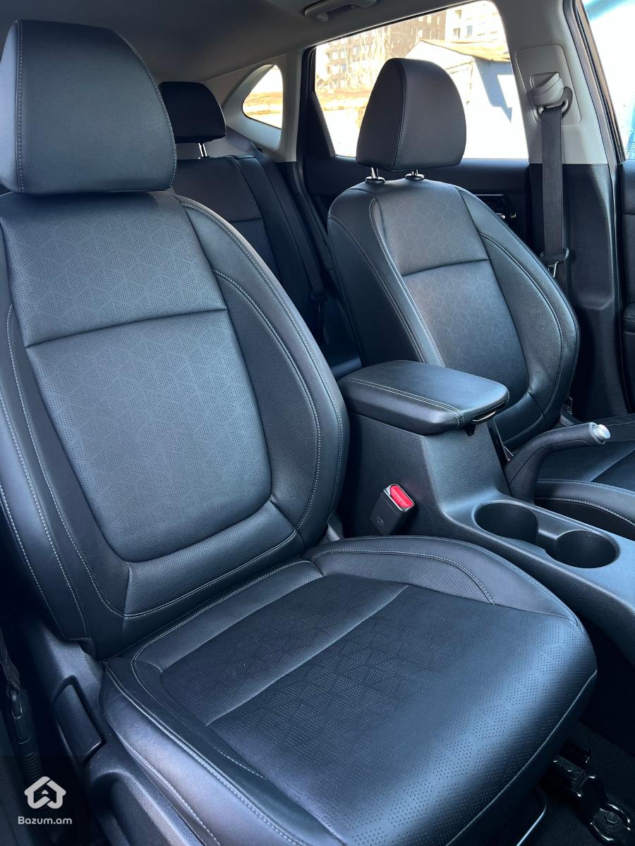 Kia Seltos EX AWD - image 8