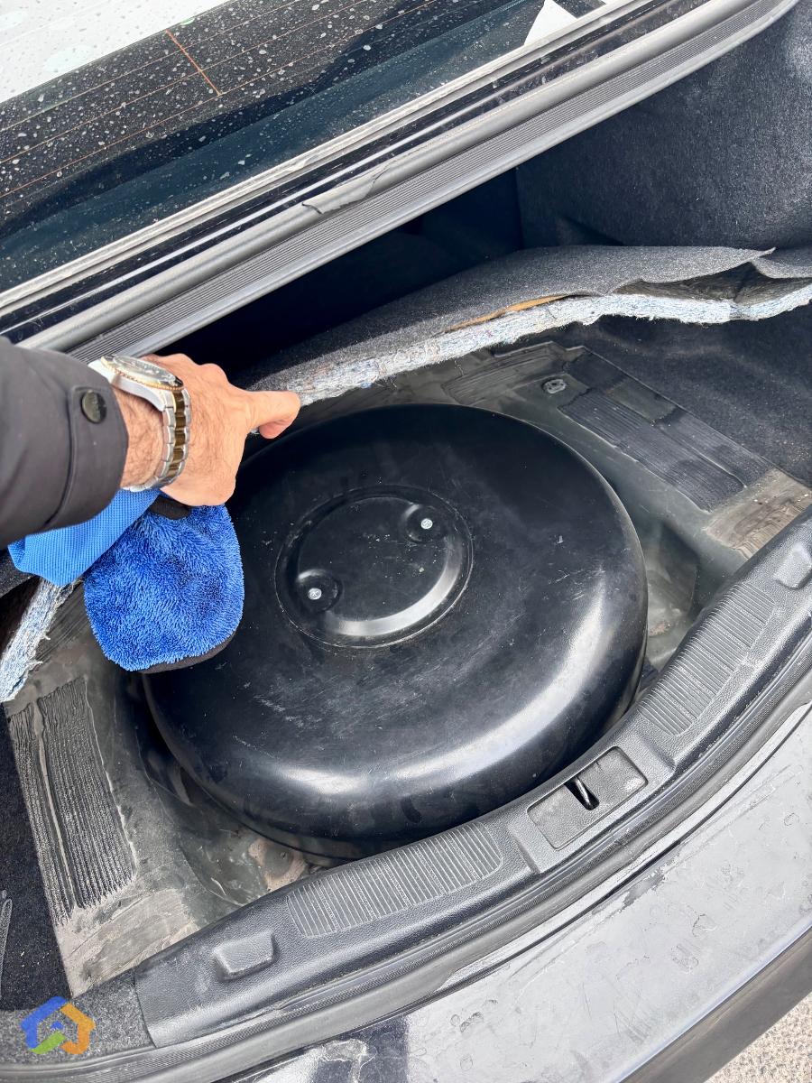 Ford Fusion - image 13