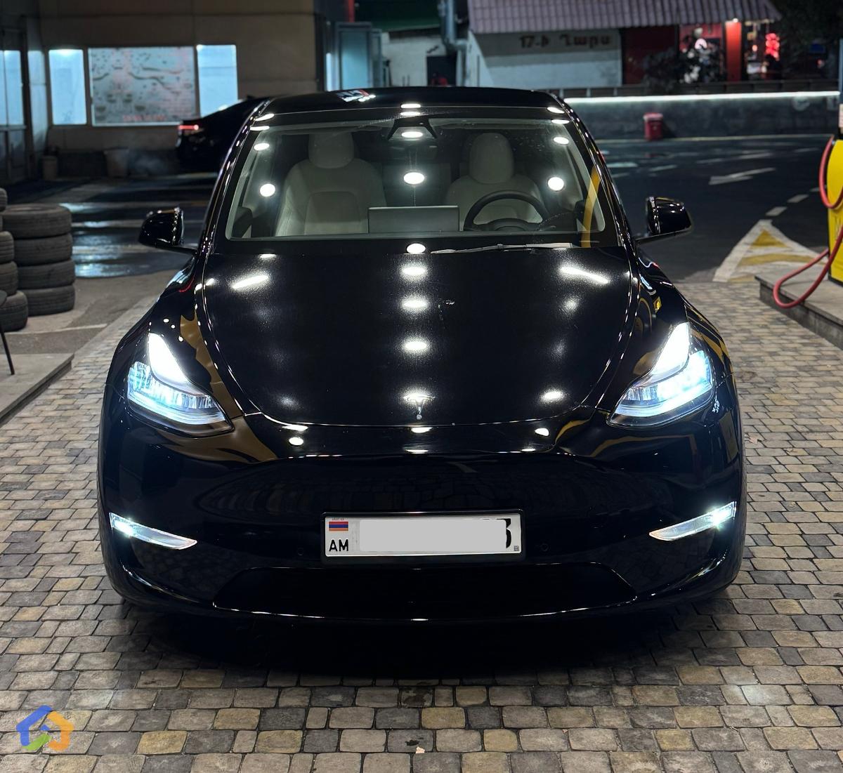 Tesla Model Y dual motor long range  - image 2
