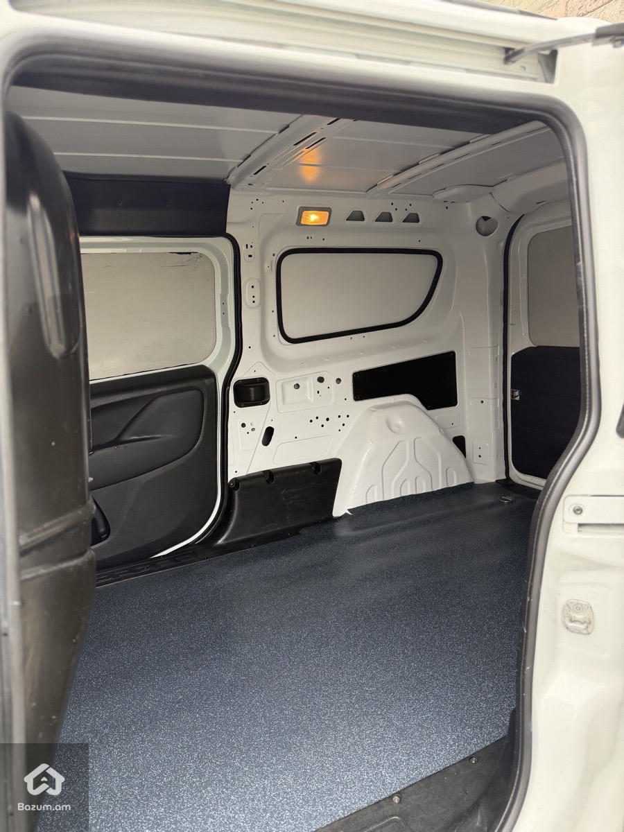 RAM PROMASTER CITY - image 17